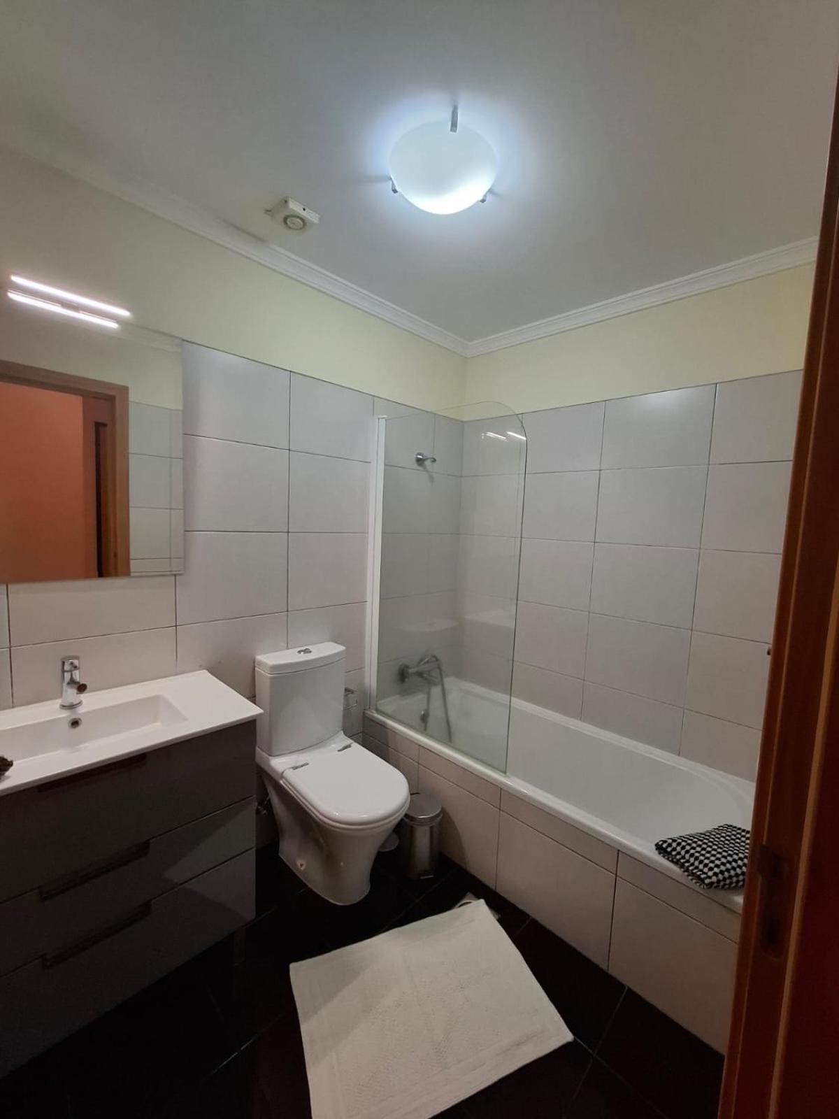 Cozy And Bright Apartment Machico  Ngoại thất bức ảnh